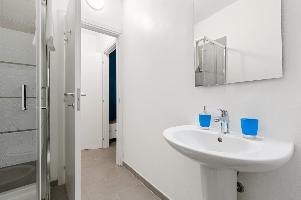 Appartamento Staurenghi Blu - Affitti Brevi Italia Varese Exterior foto